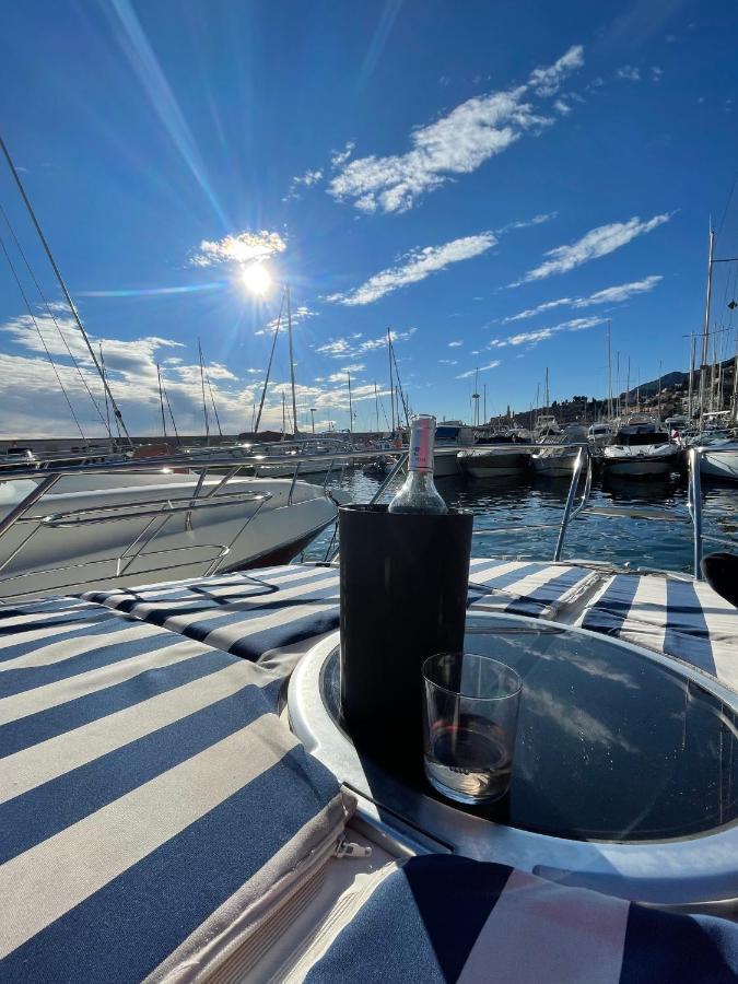 Bea Boat Charter Hotel Menton Exterior photo