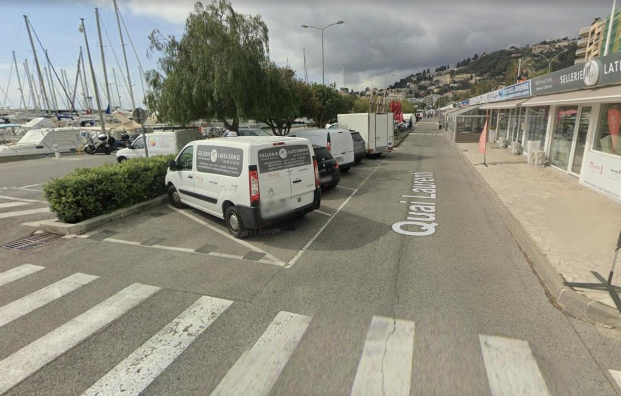 Bea Boat Charter Hotel Menton Exterior photo
